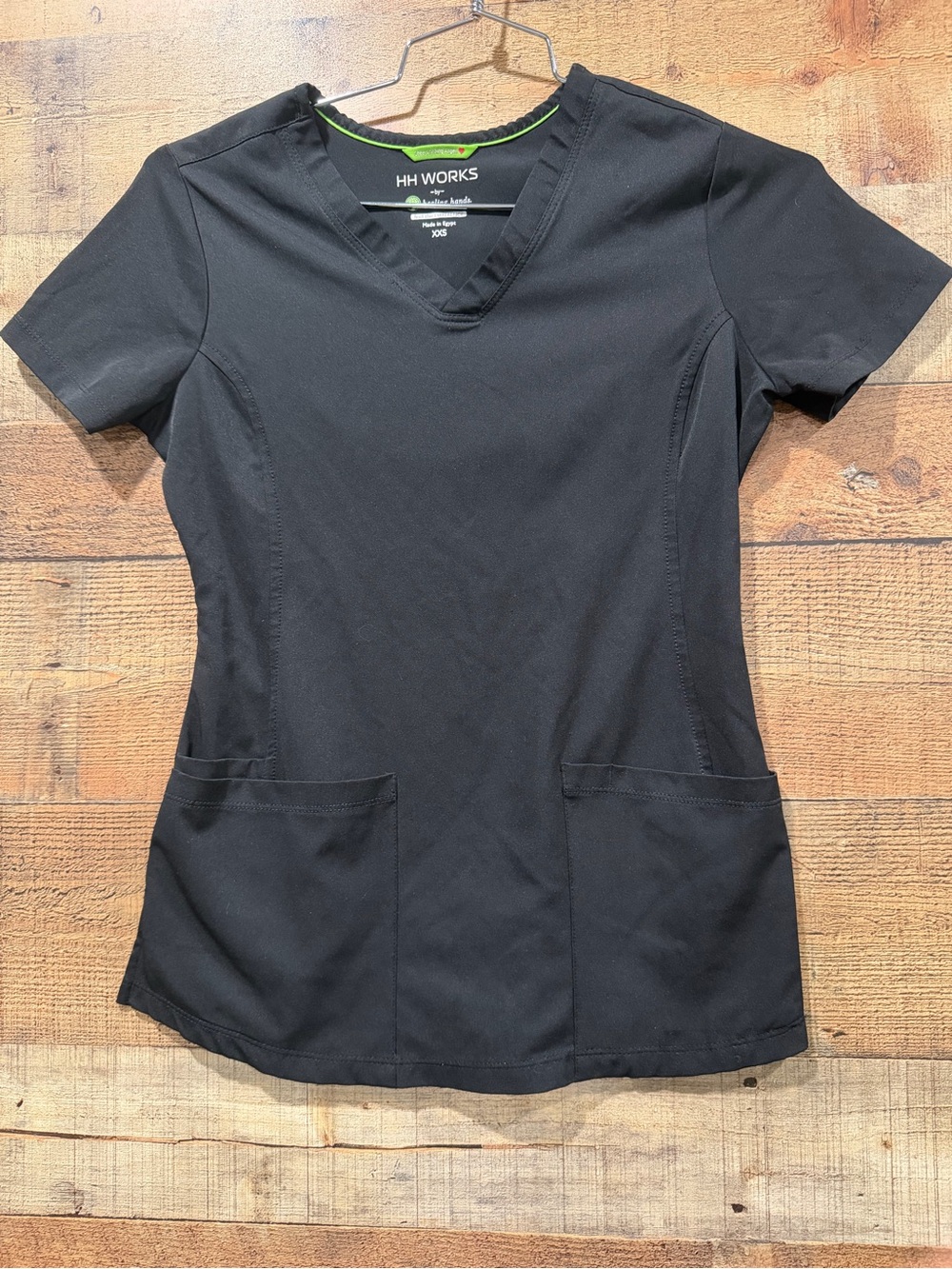 healing hands Black V-Neck Short Sleeve Scrub Top Size XXS